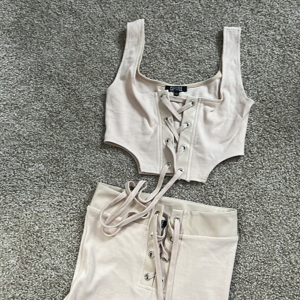 Matching set - Picture 5 of 9